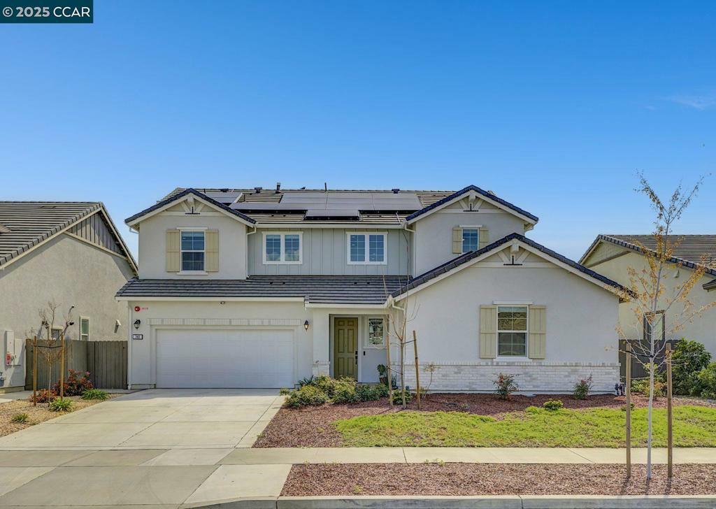 Property Photo: 749 Hydrangea Dr CA 95687