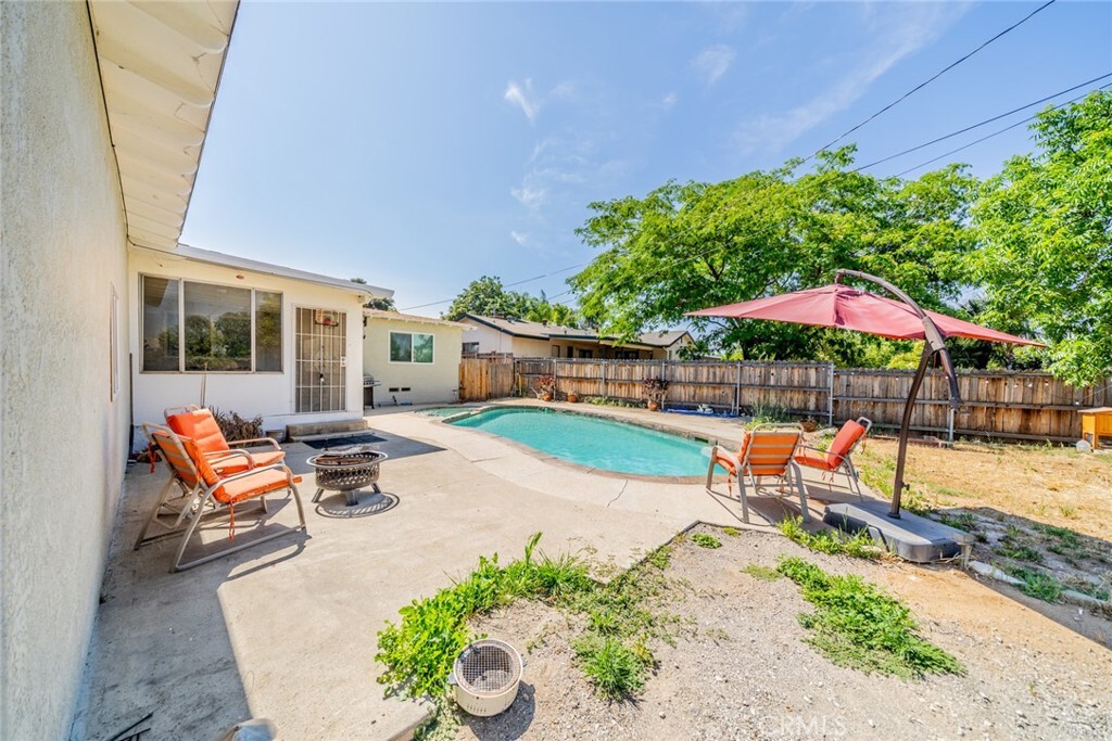 Property Photo: 12995 Leith Way CA 92399