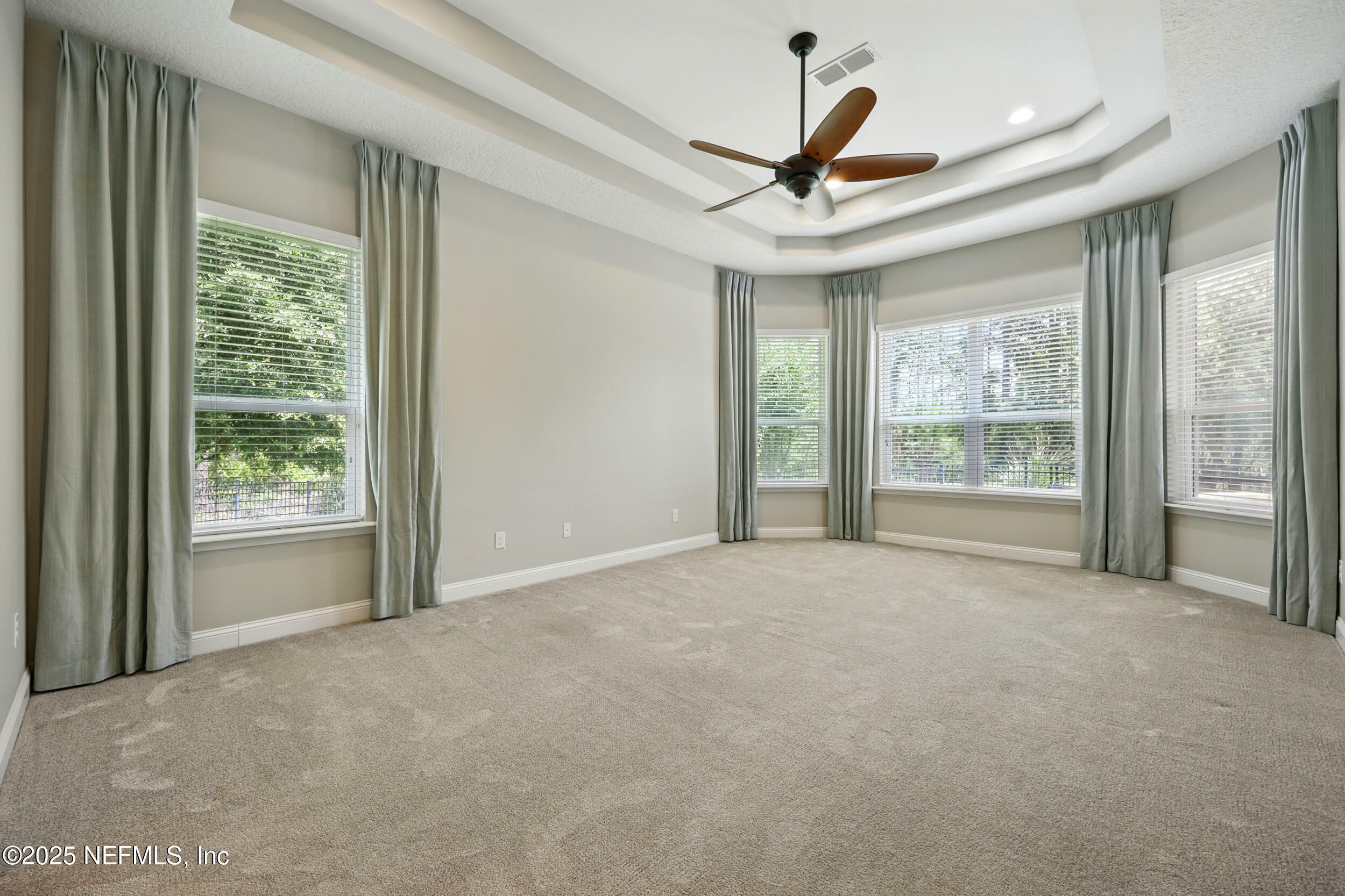 Property Photo: 38 King Palm Court FL 32081