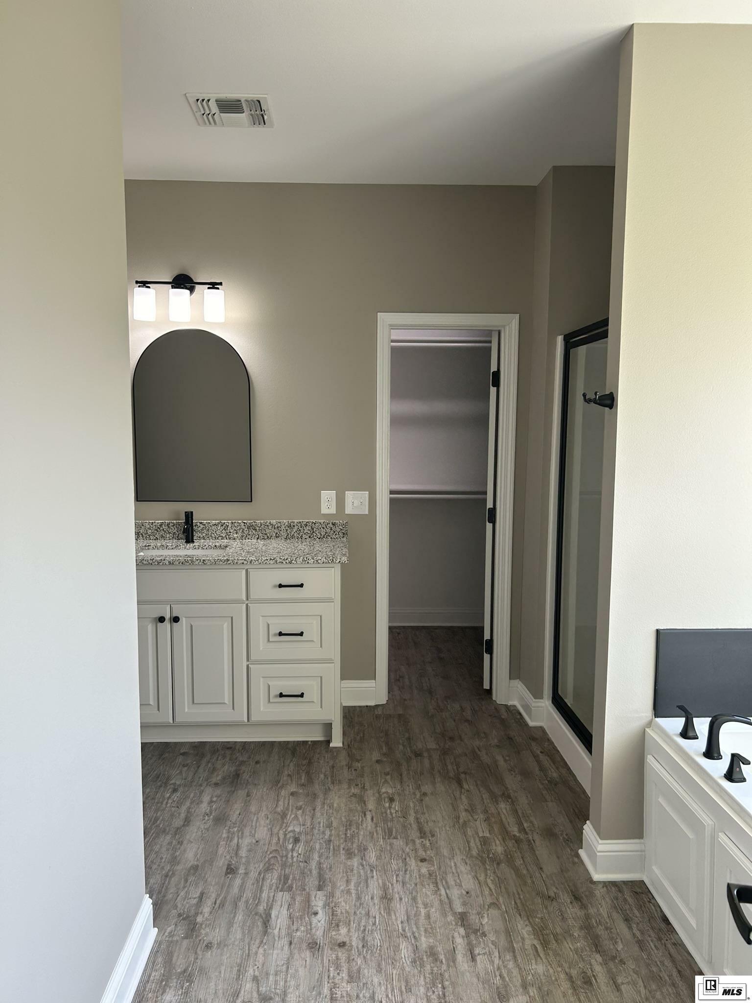 Property Photo: 122 Alder Place LA 71270