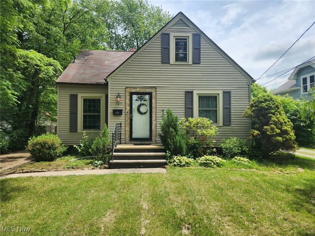 Property Photo: 525 Fair Street OH 44017