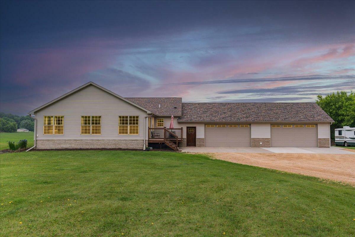 Property Photo: E633 950th Avenue WI 54734