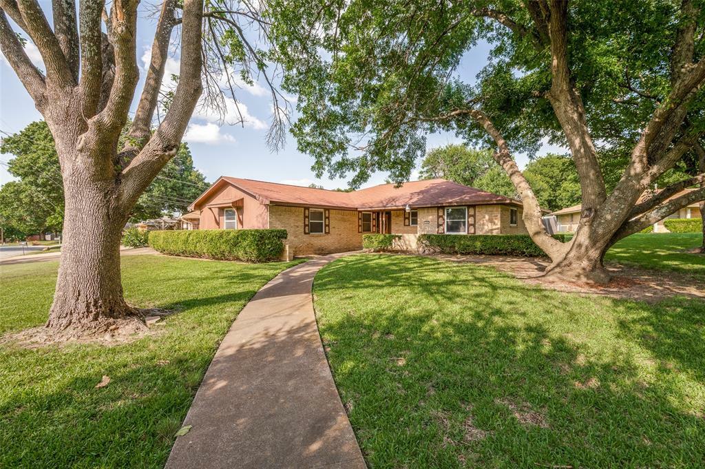 Photo de la propriété: 328 Bennett Circle TX 75115
