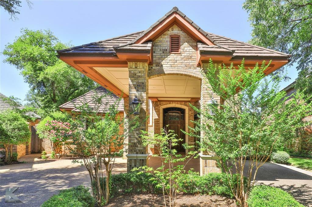 Property Photo: 25 Lytle Place Drive TX 79602