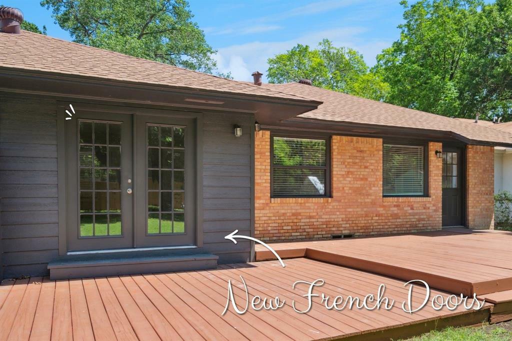 Property Photo: 10131 Eastwood Drive TX 75228
