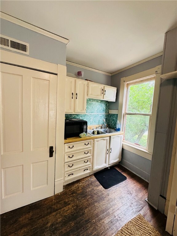 Property Photo:  1 Ridgeway Avenue  AR 72632 