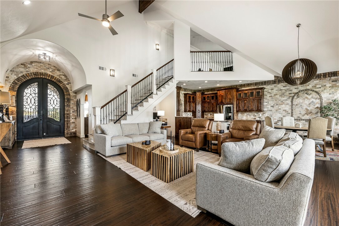 Property Photo: 11267 Walters Road AR 72712