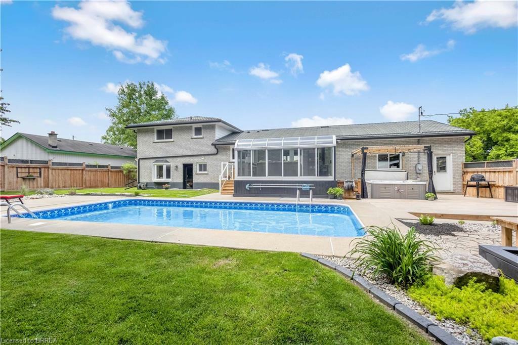 Photo de la propriété:  3 Saint Catharine Street  ON N0E 1A0 