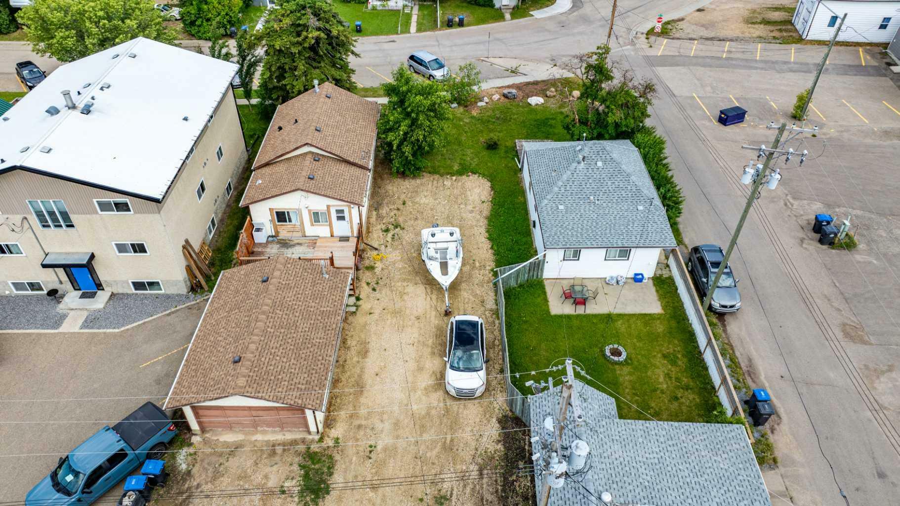 Property Photo: 5018 49 Street AB T4S 1C6