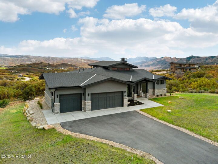 Property Photo:  2280 E Outlaw Road  UT 84036 