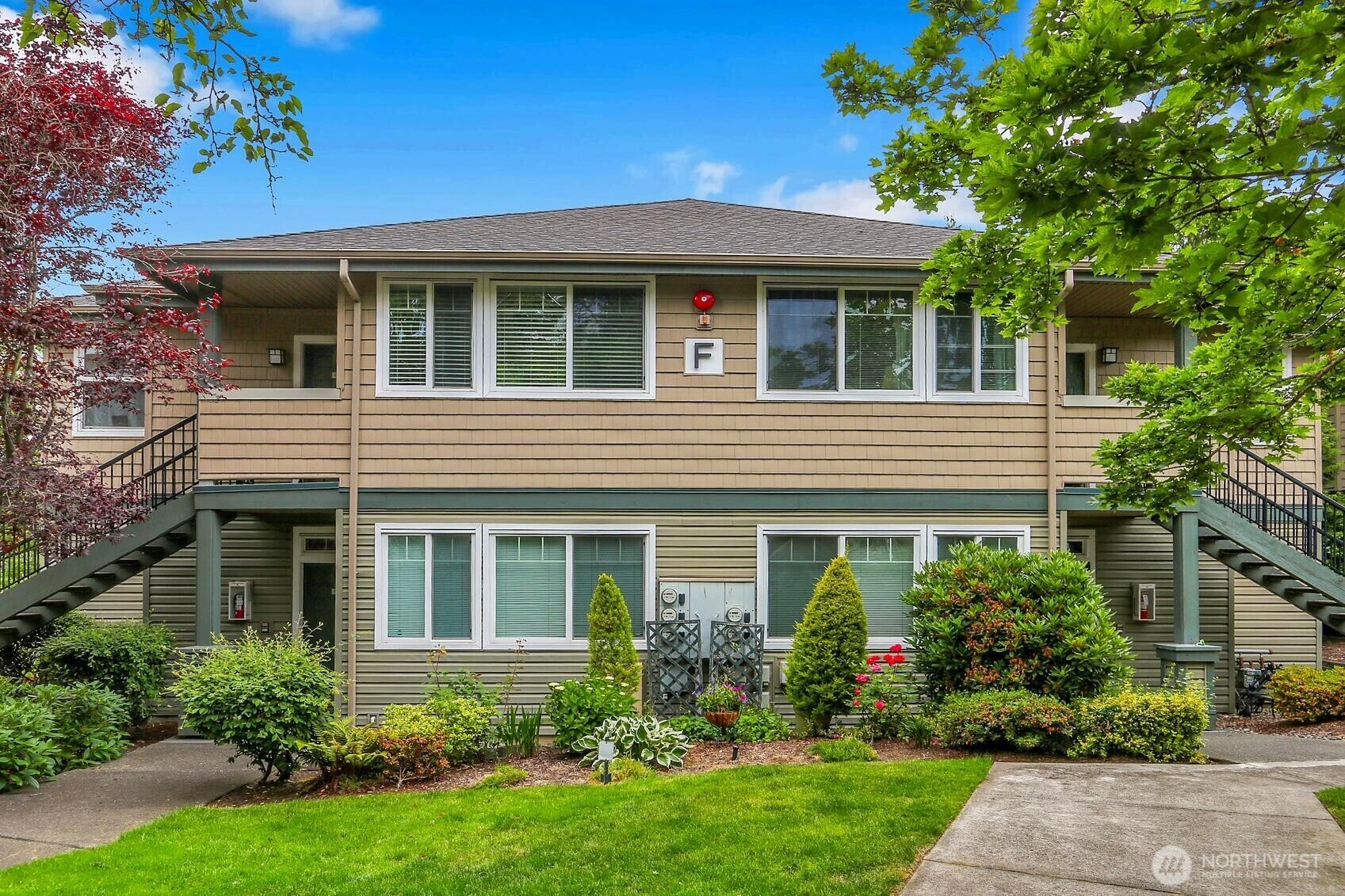Property Photo: 1500 S 18th Street F202 WA 98055