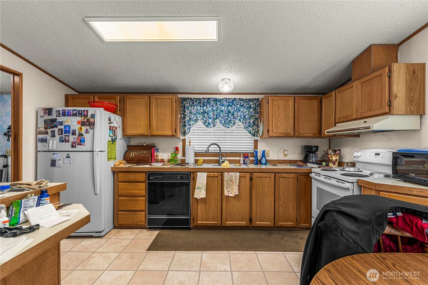 Property Photo: 322 N Kentucky A&B WA 98802