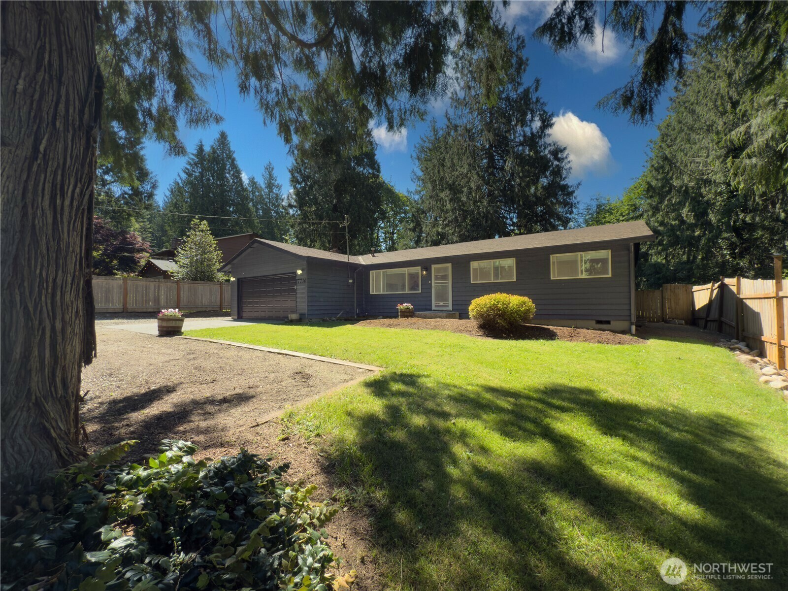 17714  Robinhood Lane  Snohomish WA 98290 photo