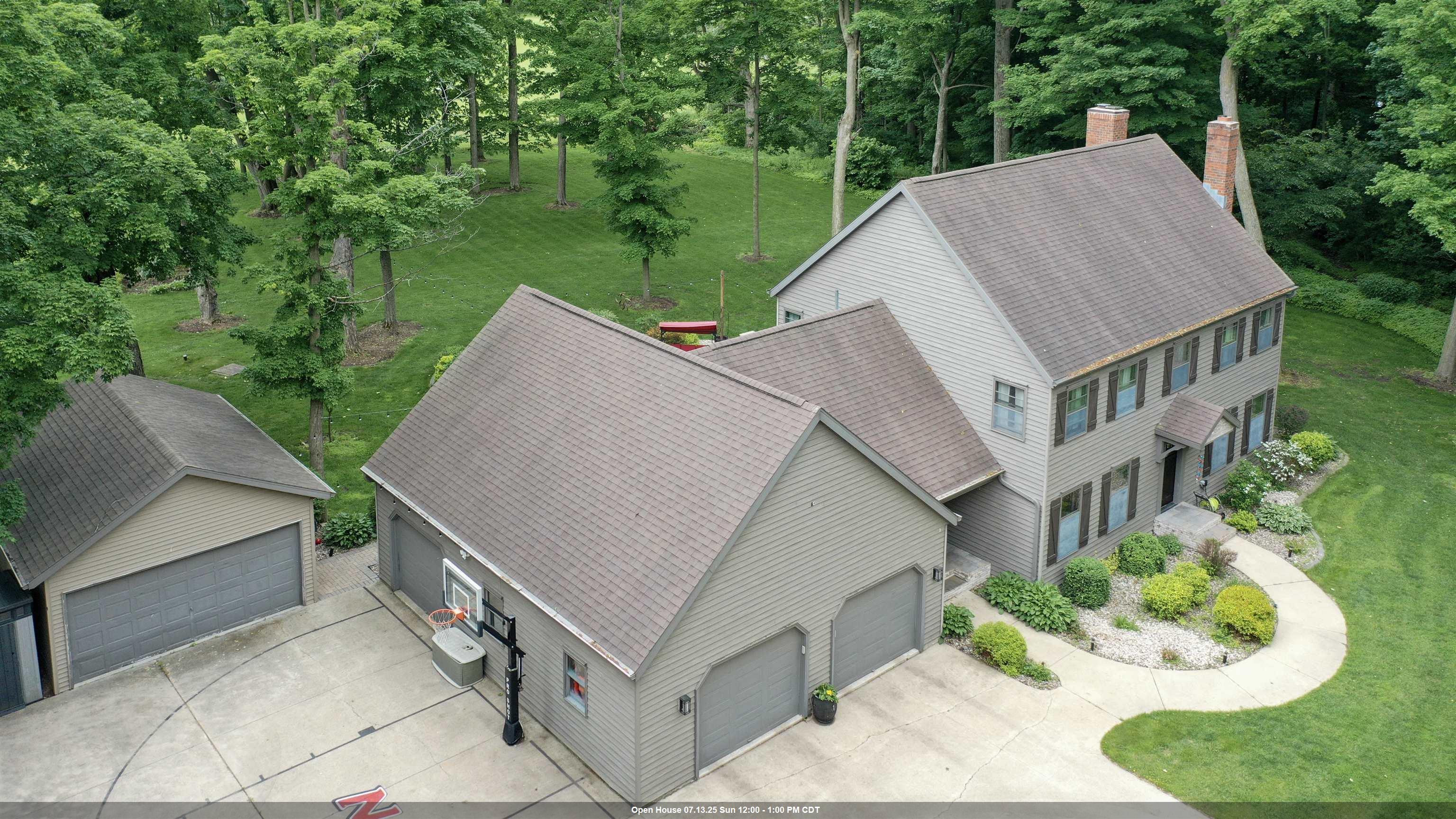 8404 Clayton Avenue  Neenah WI 54956 photo
