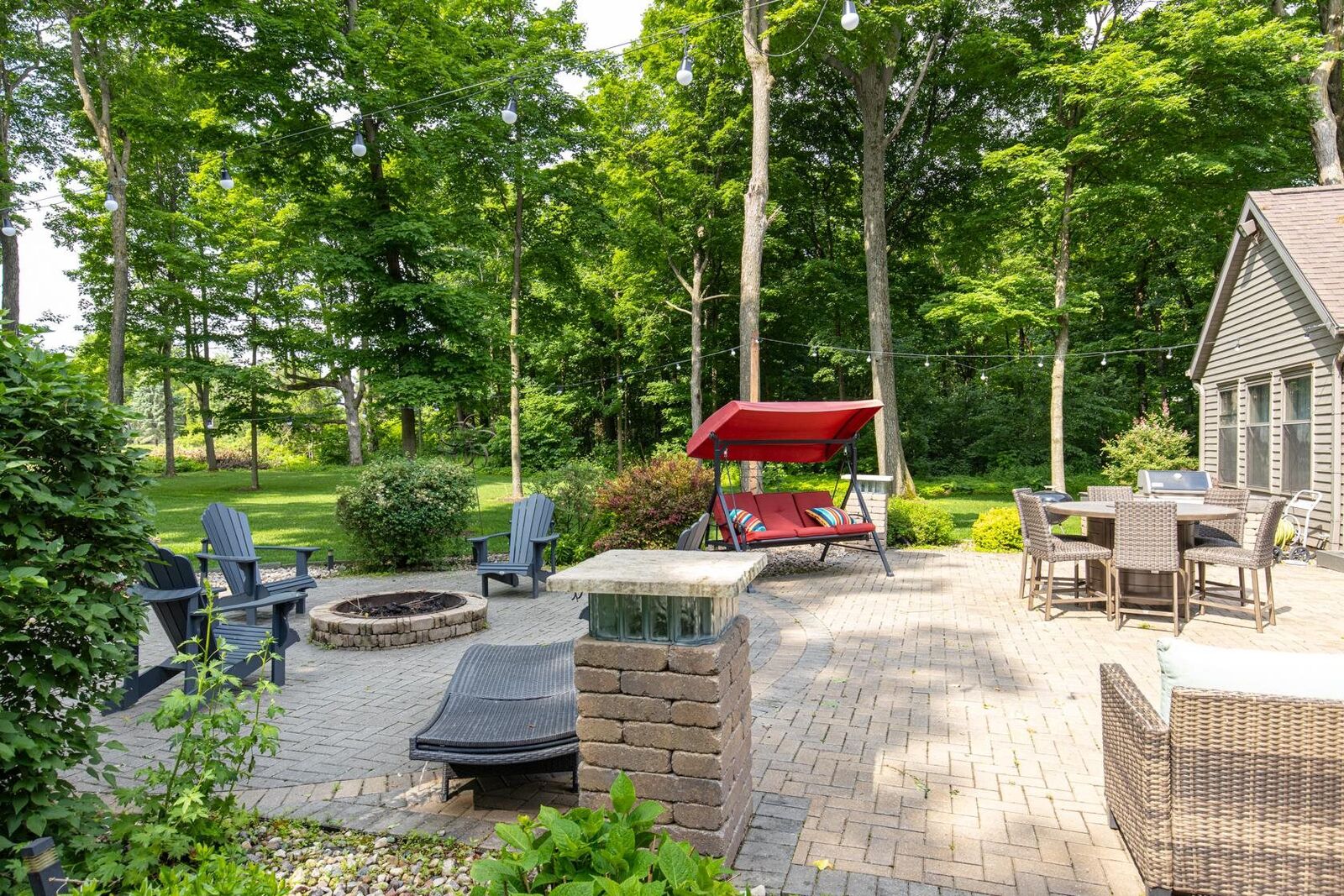 Property Photo:  8404 Clayton Avenue  WI 54956 