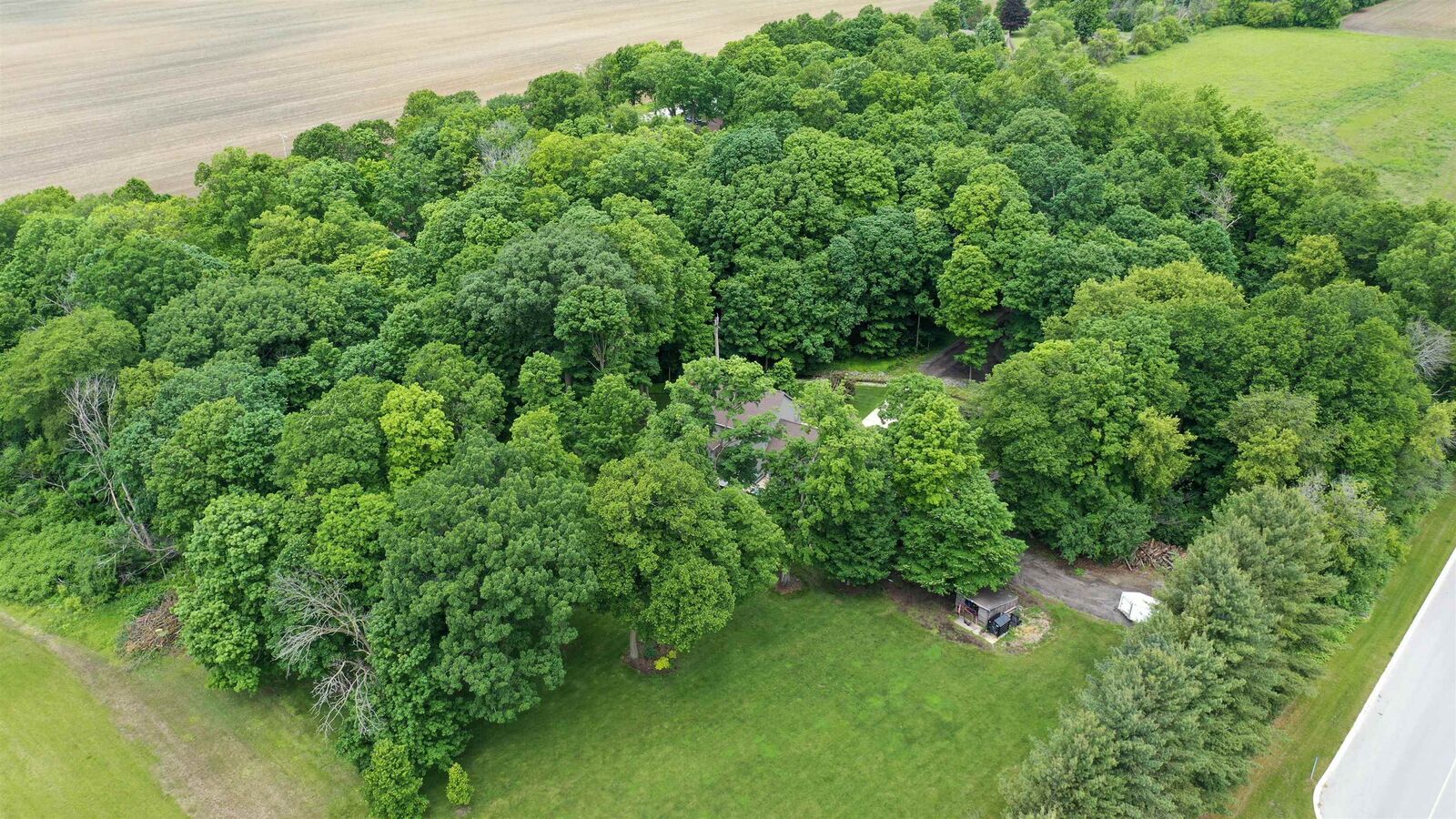 Property Photo:  8404 Clayton Avenue  WI 54956 