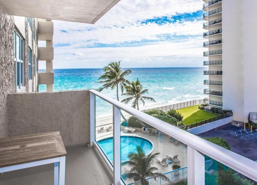 Property Photo: 5440 N Ocean Drive 505 FL 33404