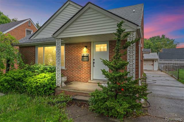 Property Photo: 3761 Campbell Street MI 48124
