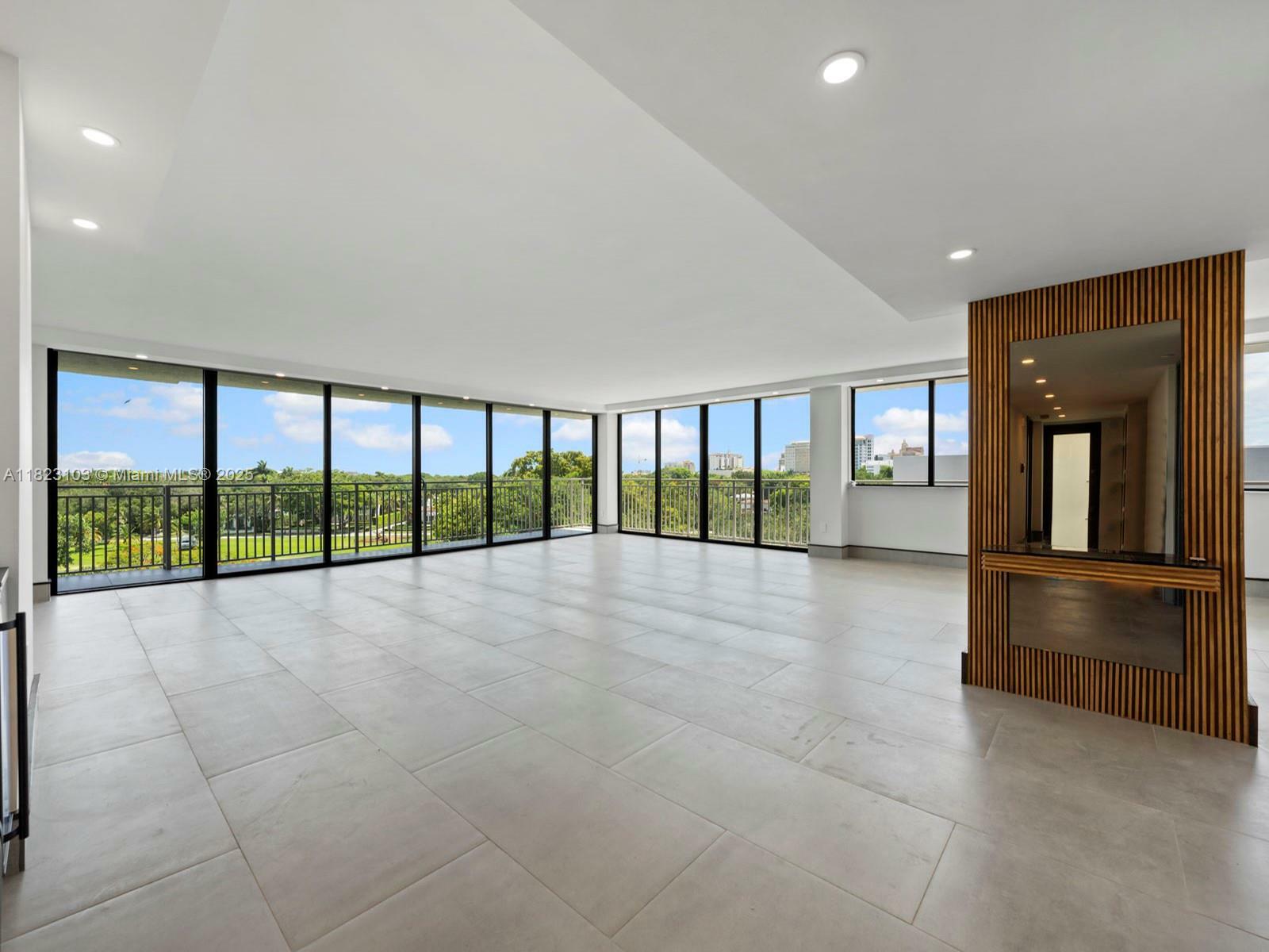 Property Photo: 700 Coral Way 5 FL 33134