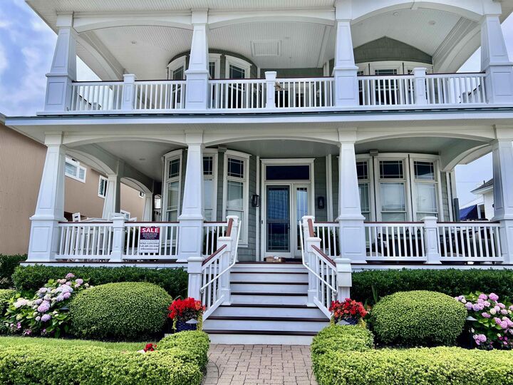 Property Photo:  2820 Wesley Ave 1st Floor  NJ 08226 