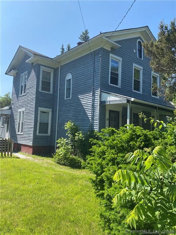 Property Photo:  120 Emerson Street  CT 06515 