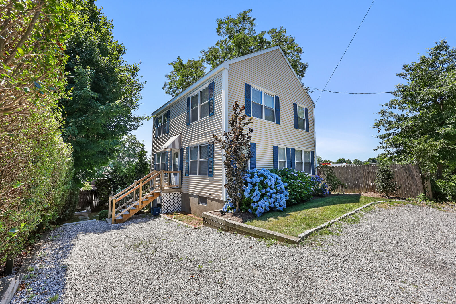 Property Photo:  611 Kings Highway West  CT 06890 