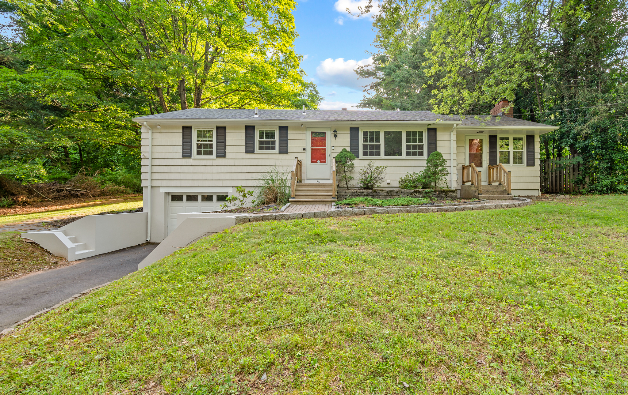 Property Photo: 80 Murlyn Road CT 06518