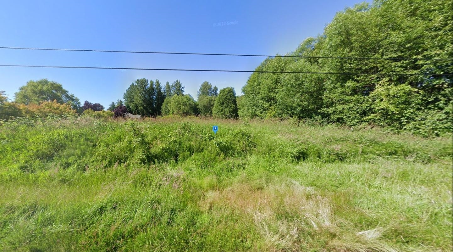 Property Photo: 1003 12th Ave SW WA 98371