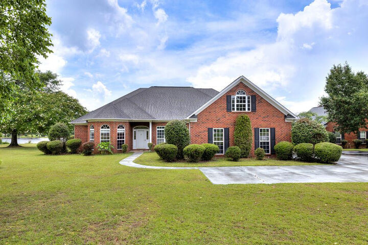 325 E Emerald Lake Drive  Sumter SC 29153 photo