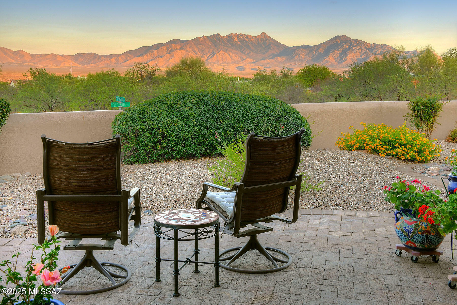 Property Photo: 697 S Placita Prosperidad AZ 85614