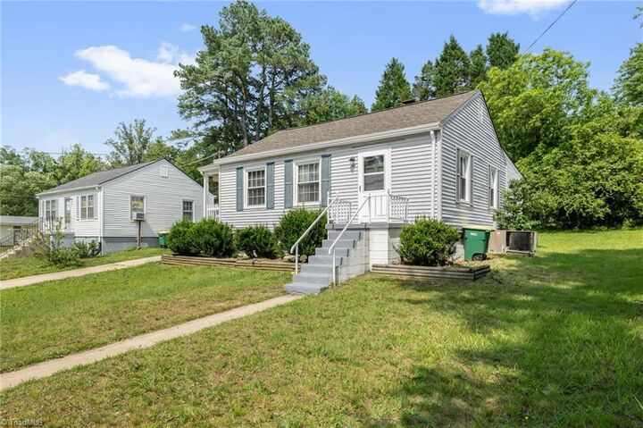 Property Photo: 107 Glendale Street NC 27048