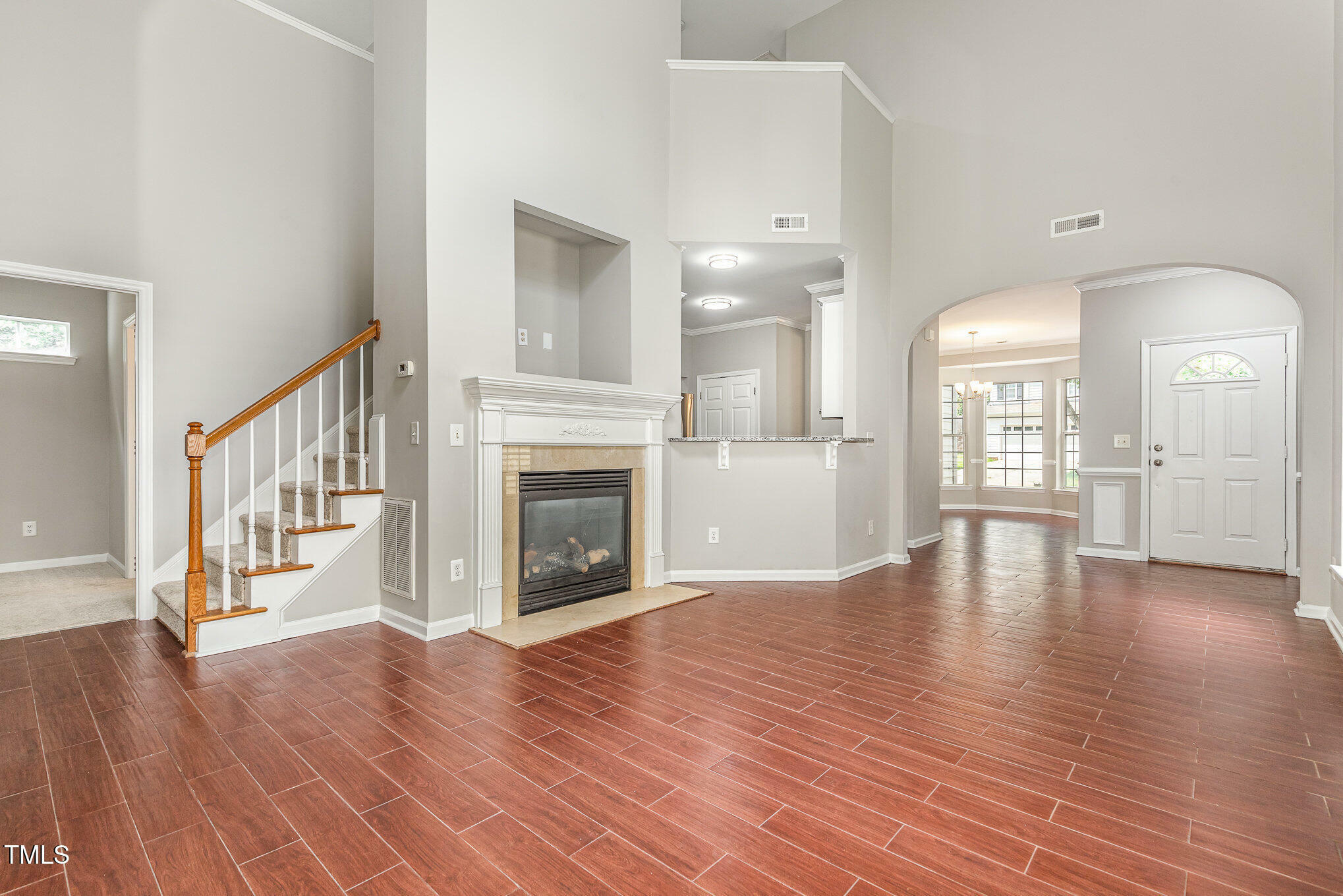Property Photo: 2409 Valley Haven Drive NC 27603