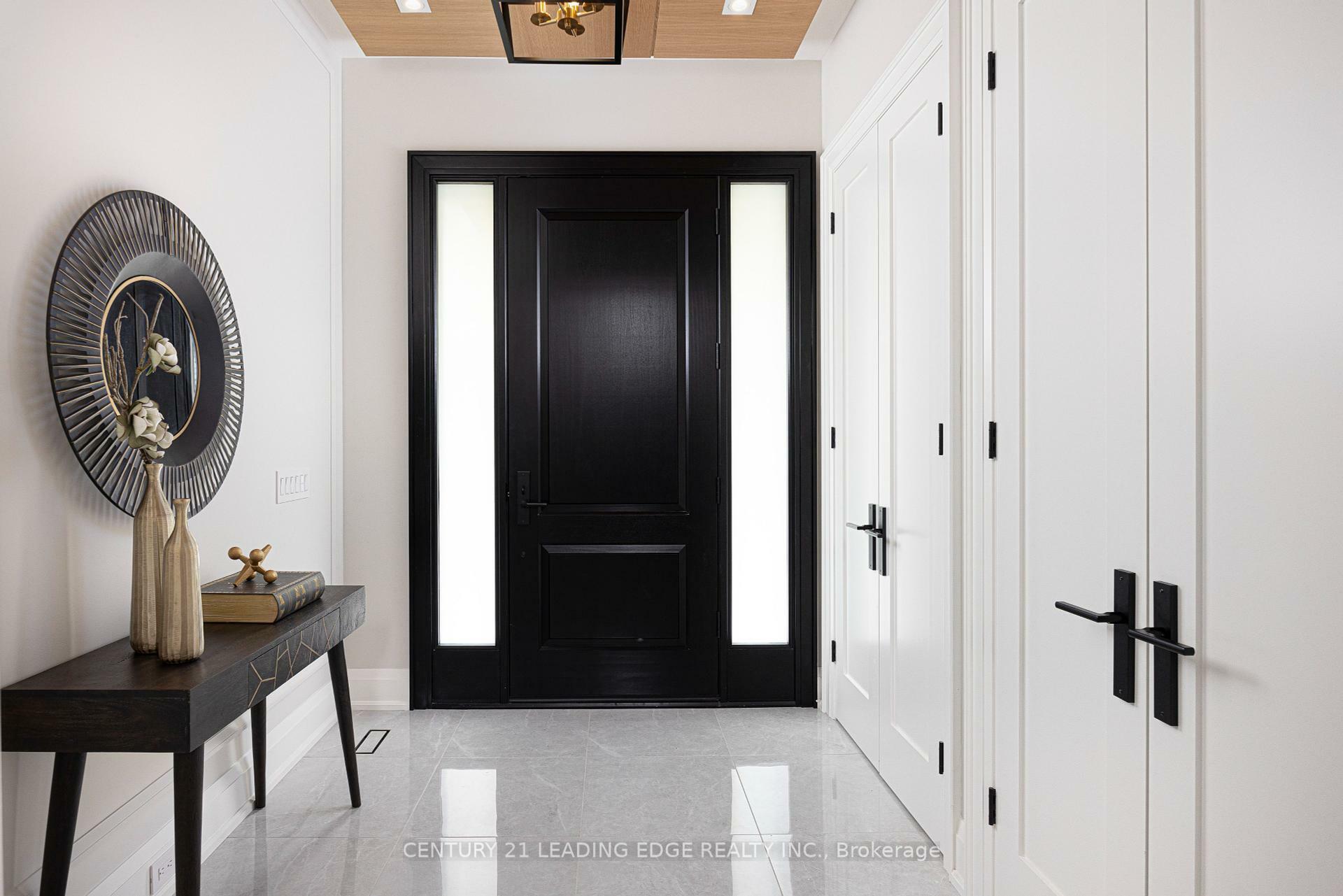 Property Photo: 48 Tangmere Road ON M3B 2N3