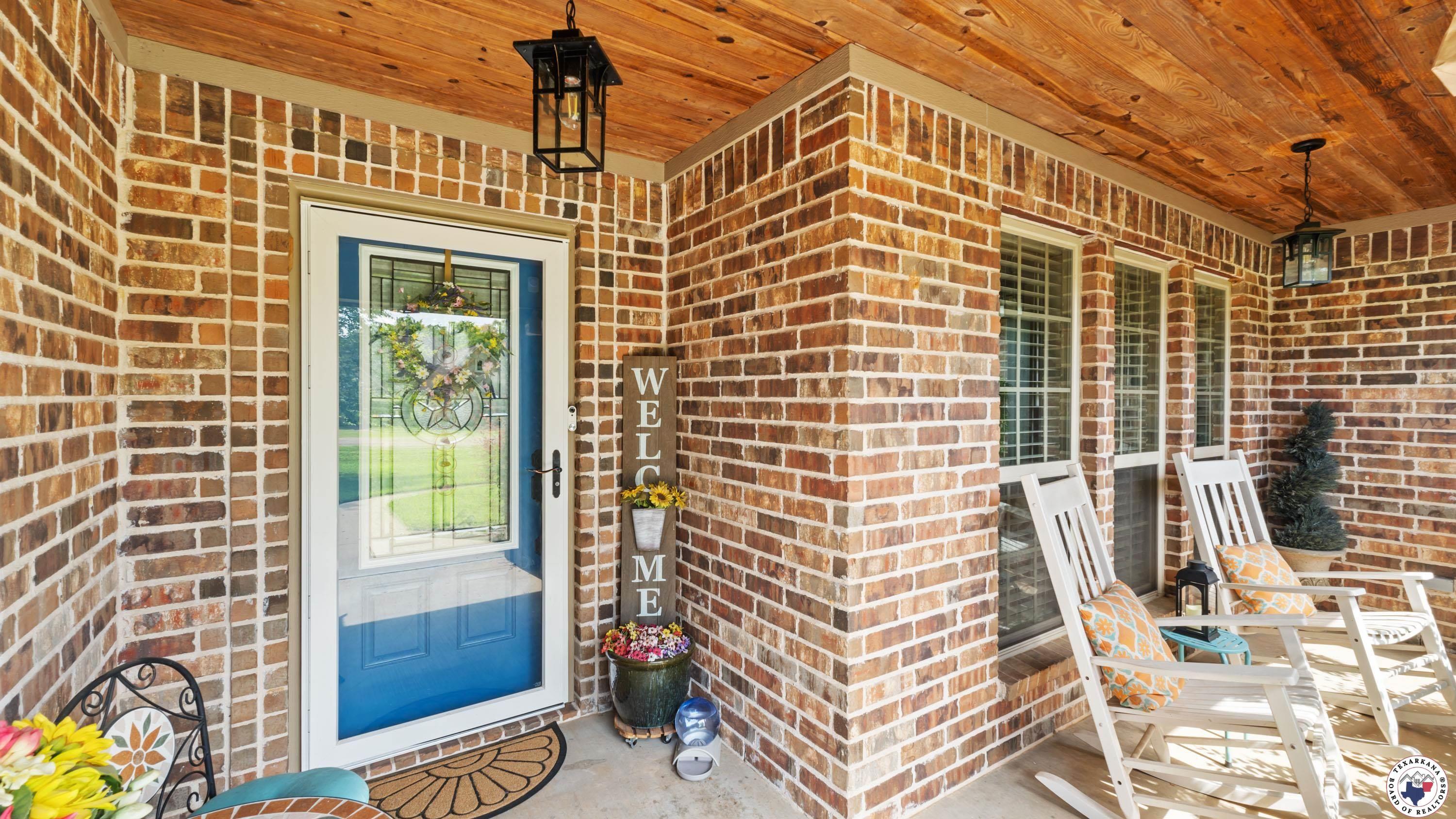 Property Photo: 111 Silverhill Dr TX 75503