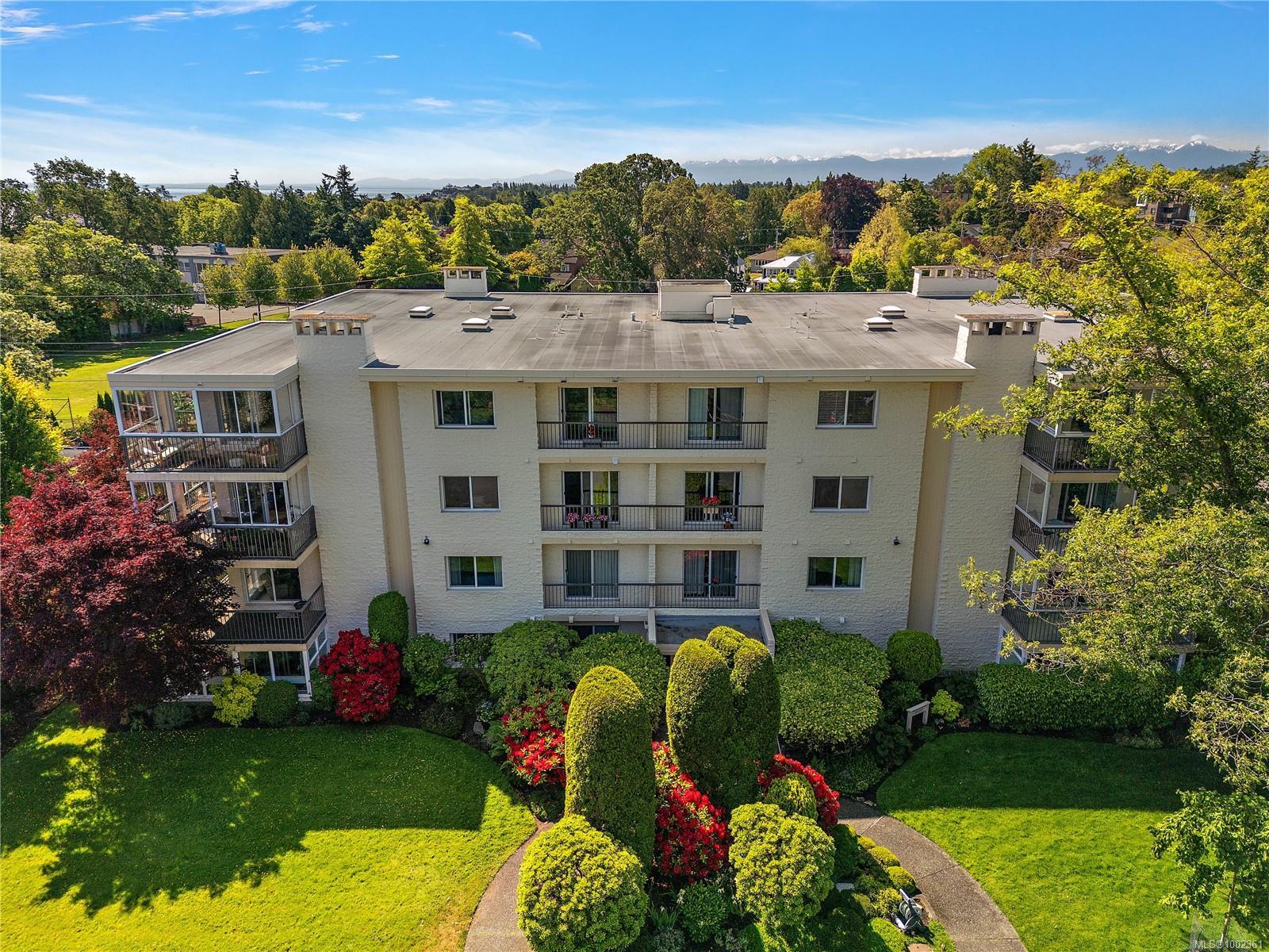 Property Photo: 2323 Hamiota St 403 BC V8R 2N1