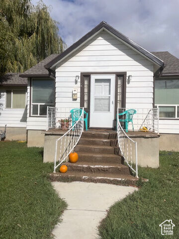 Property Photo: 260 W 500 S UT 84501