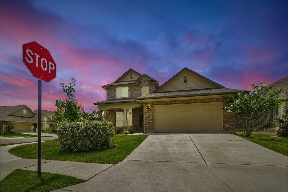 Property Photo: 408 Mante Court 311 TX 78748