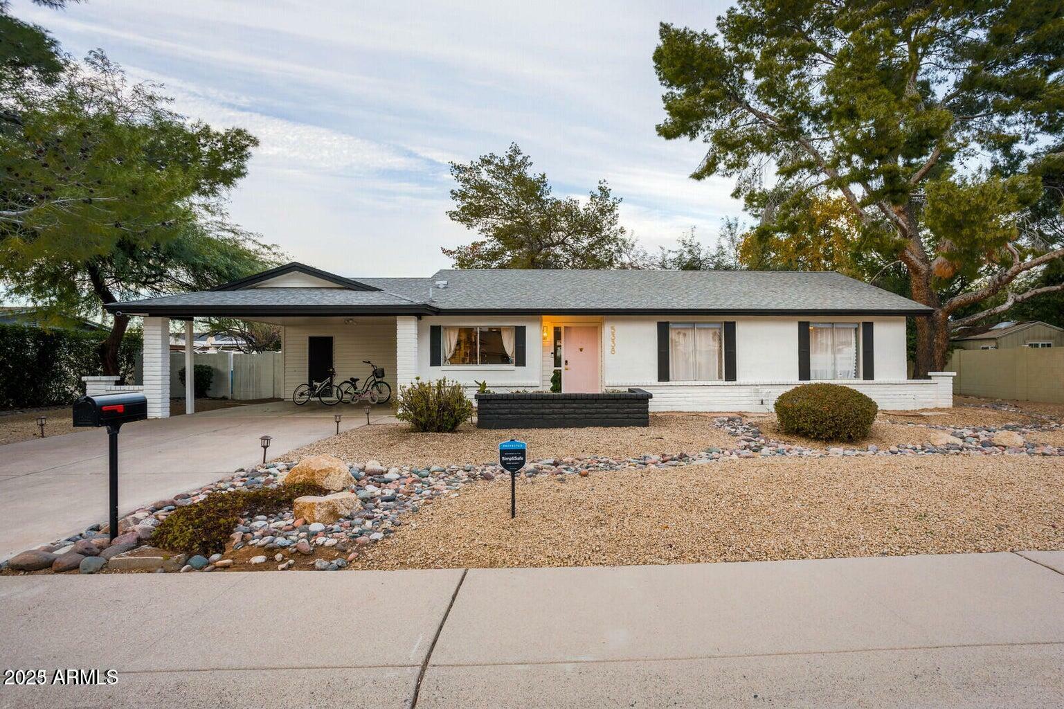Property Photo: 5338 E Hearn Road AZ 85254