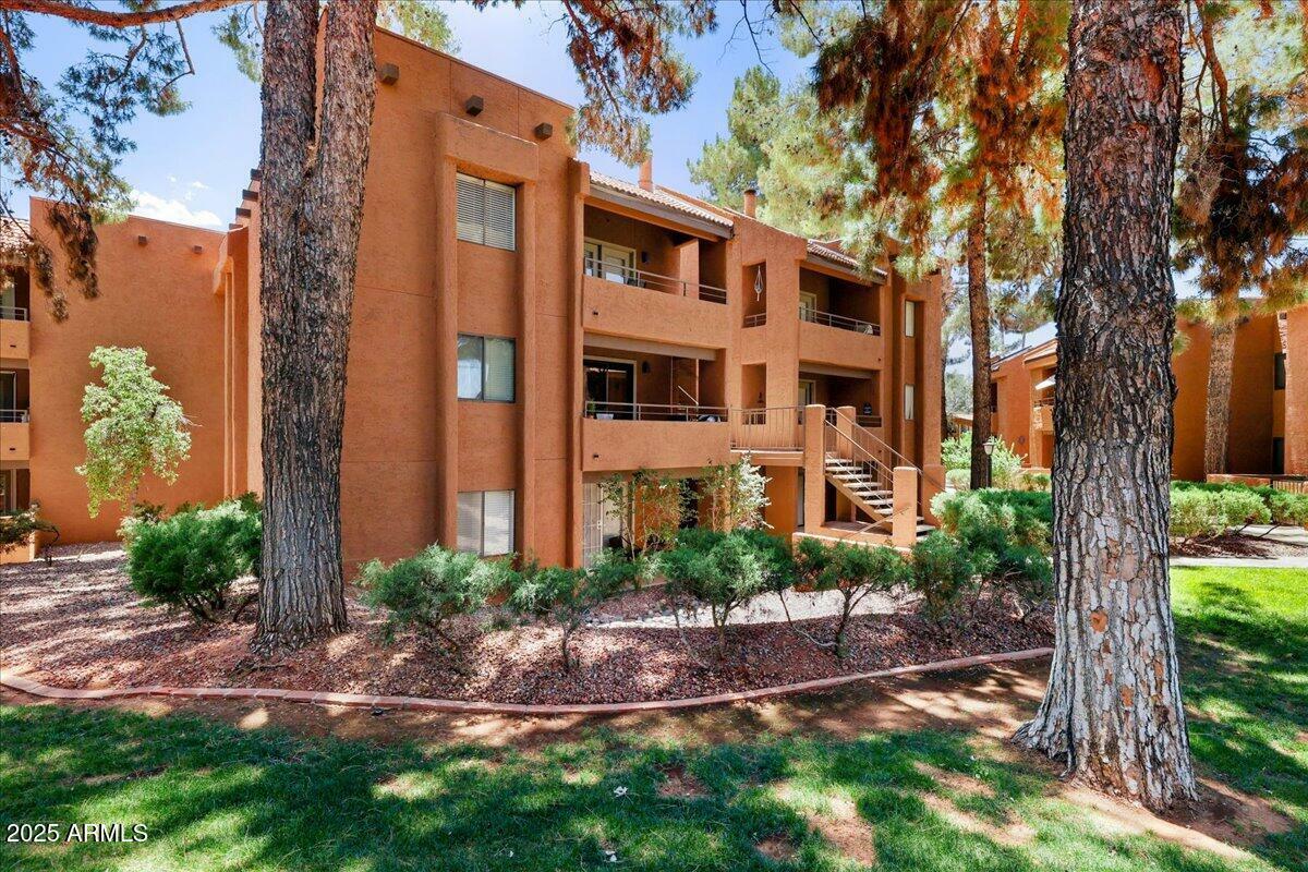 Property Photo: 4704 E Paradise Village Parkway N 139 AZ 85032