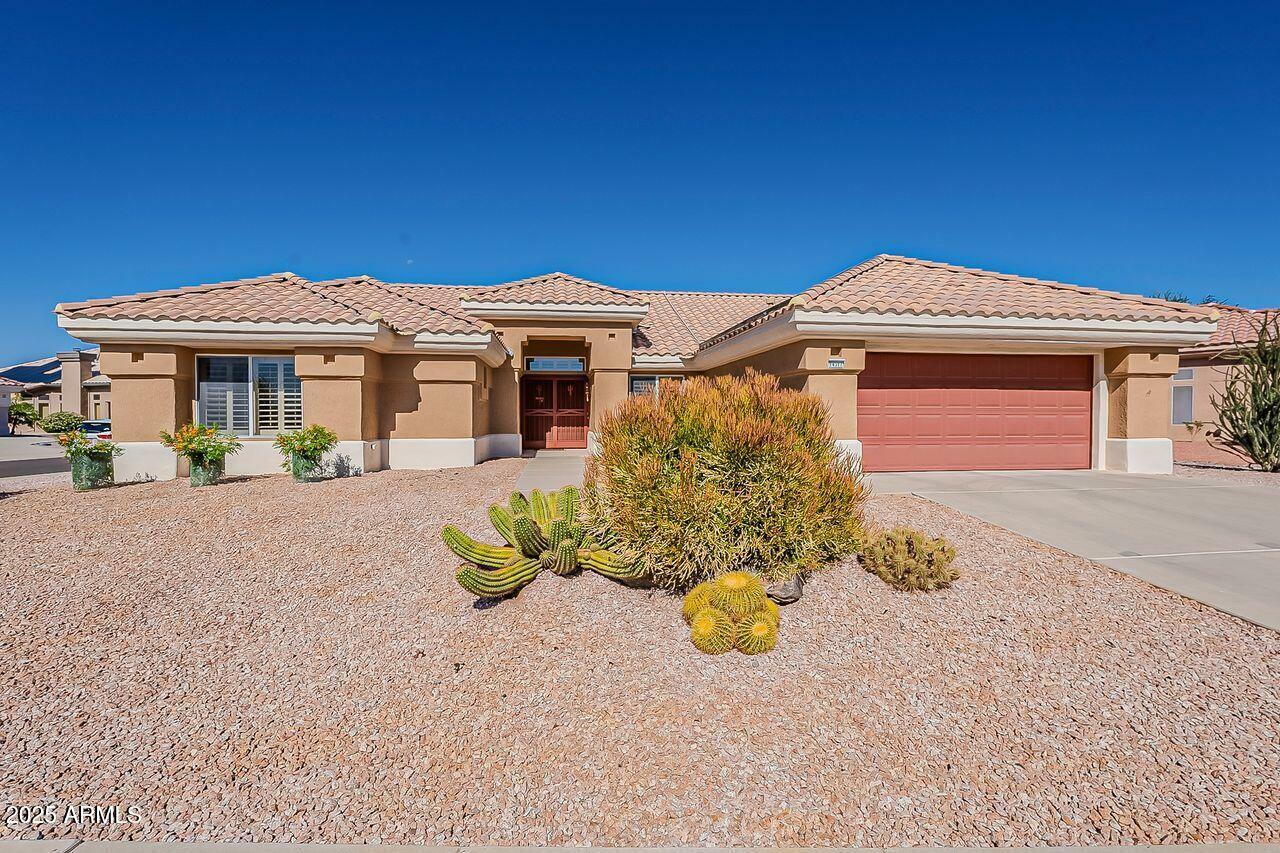 Property Photo: 14317 W Arzon Way AZ 85375
