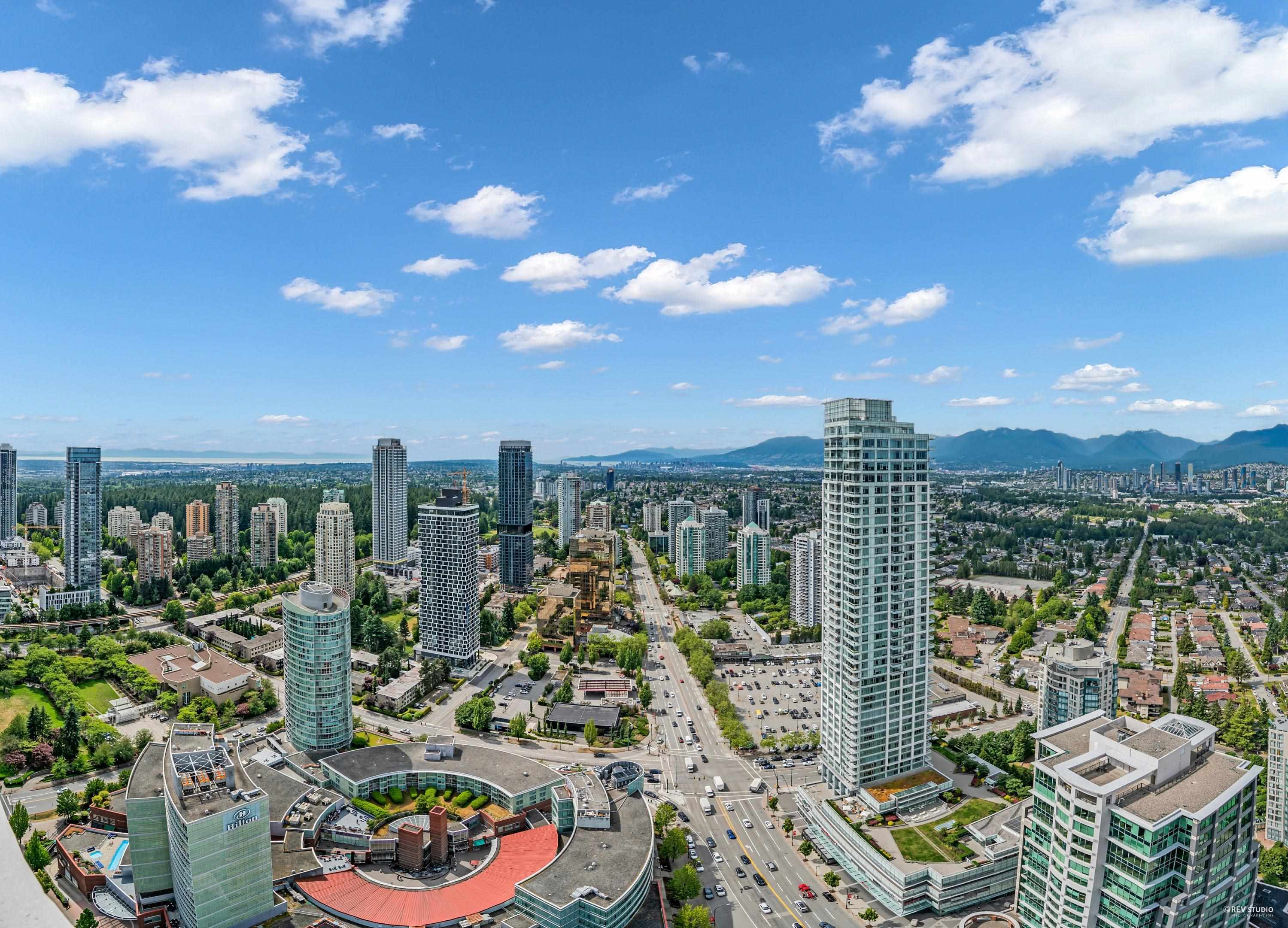 Property Photo:  6000 McKay Avenue 4206  BC V5H 0K2 