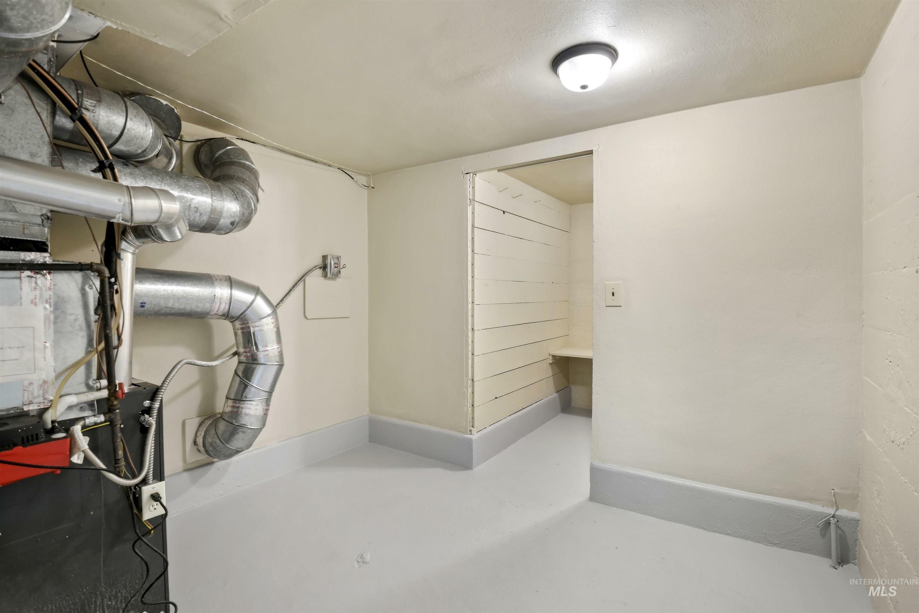 Property Photo: 1103-1105 4th Street S (7-Plex) ID 83651