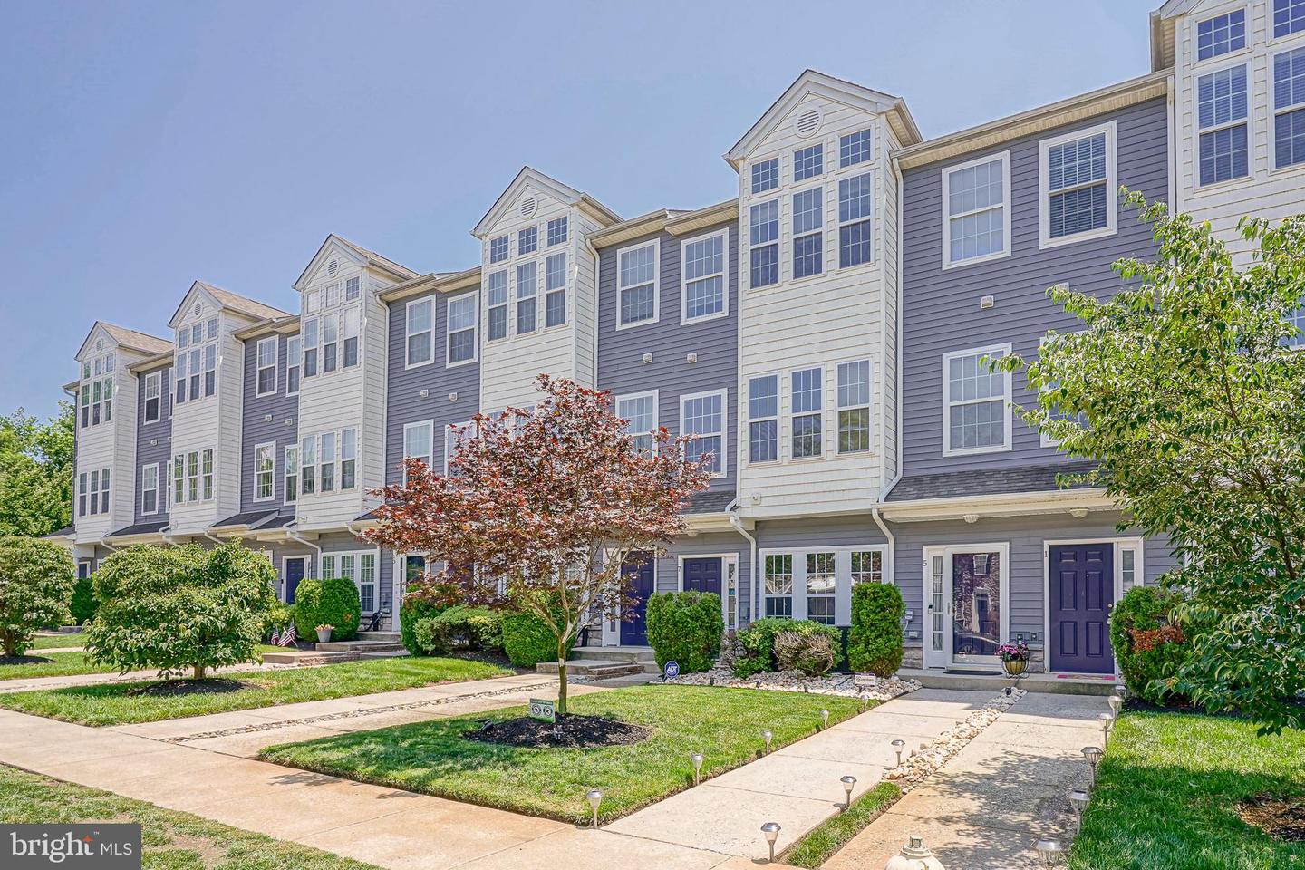 Property Photo: 7 Fox Court NJ 08075