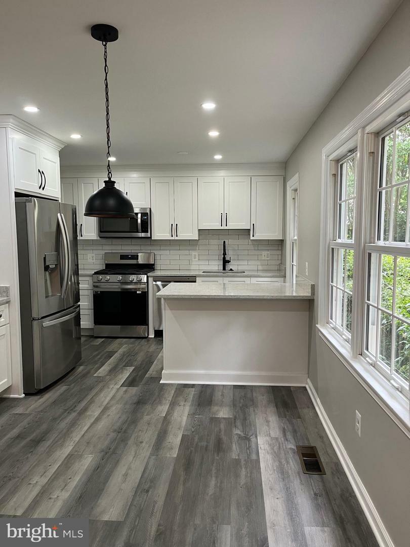Property Photo: 5217 Olley Lane VA 22015