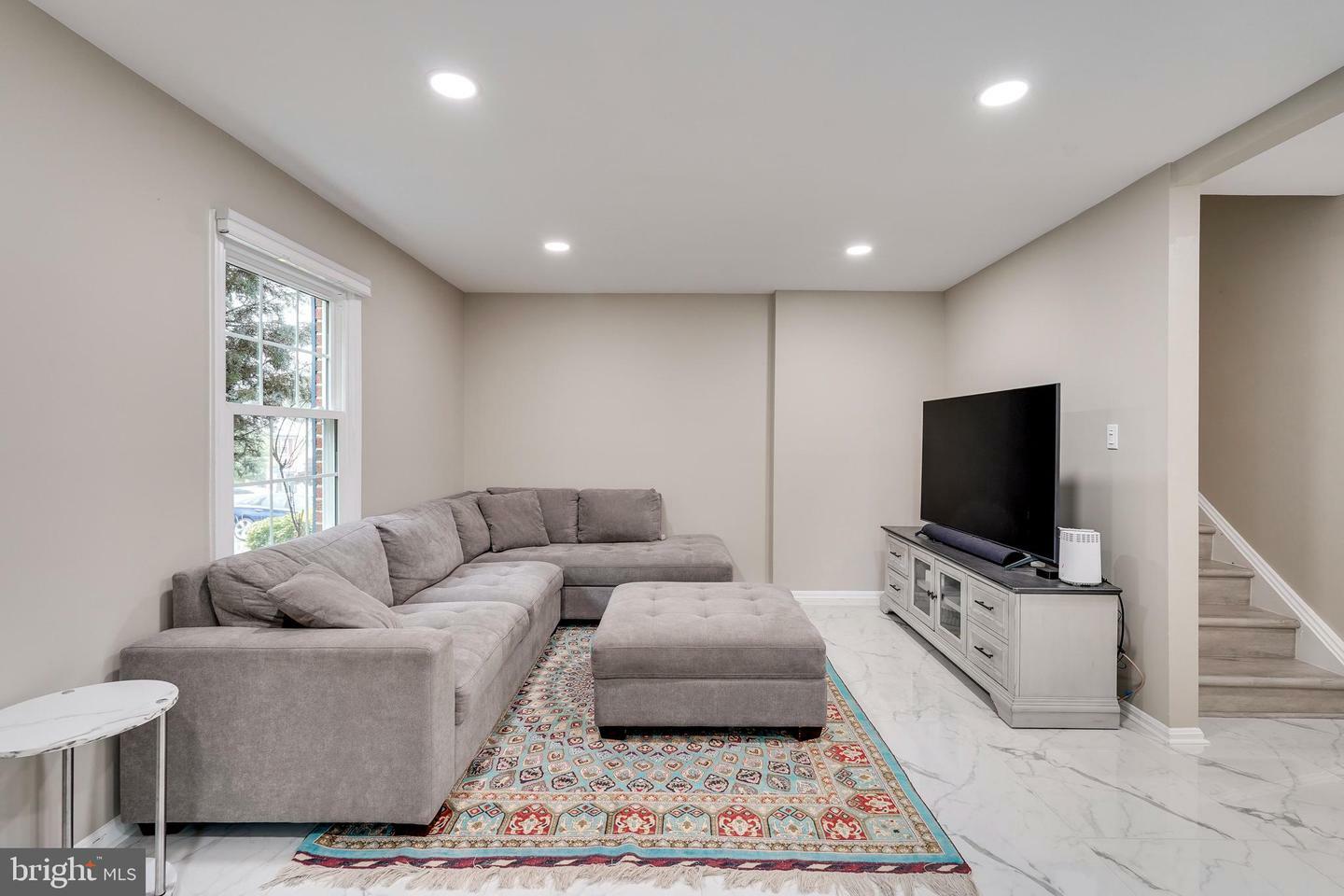 Property Photo: 4504 Airlie Way VA 22003