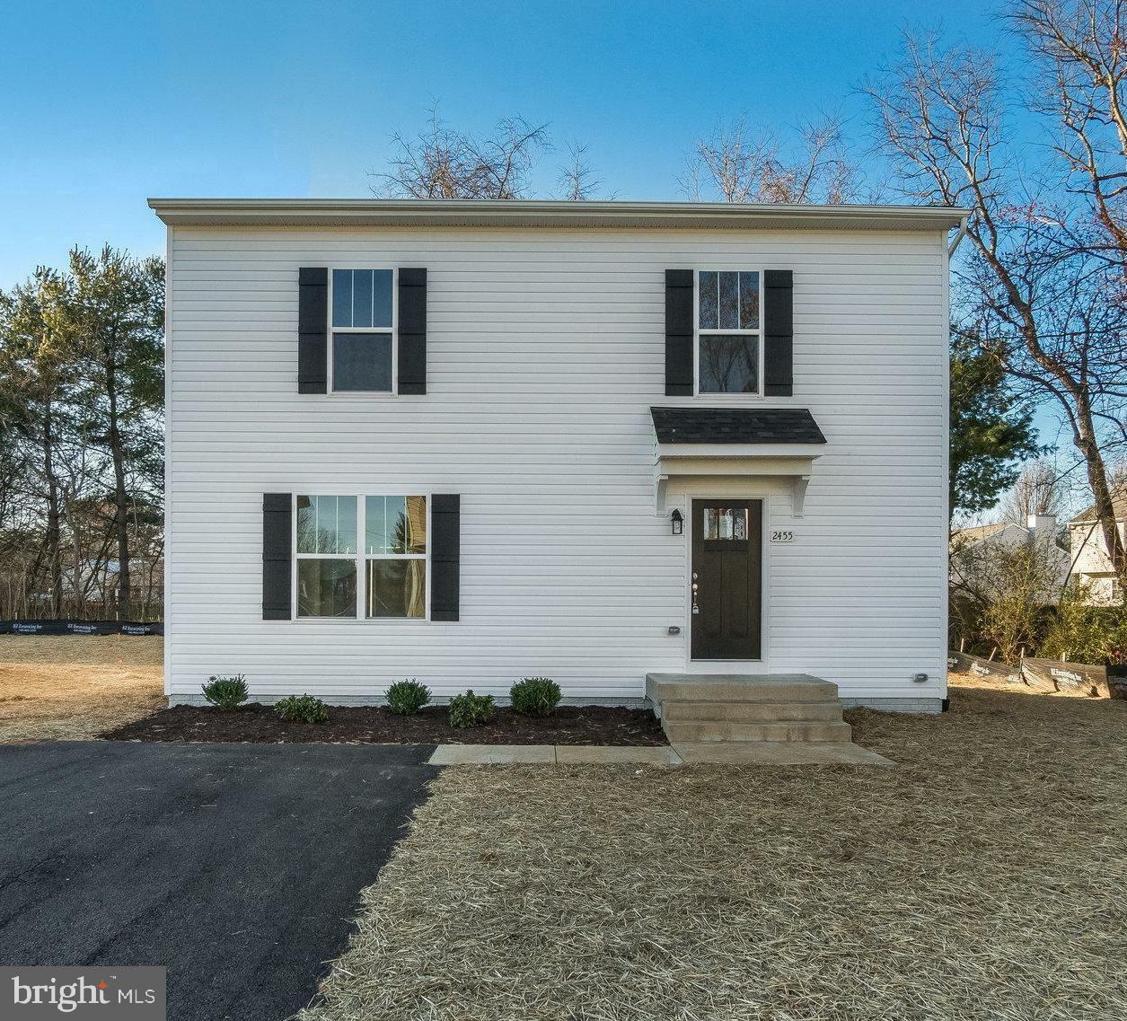 Property Photo:  101 Hotchkiss Street  VA 22408 