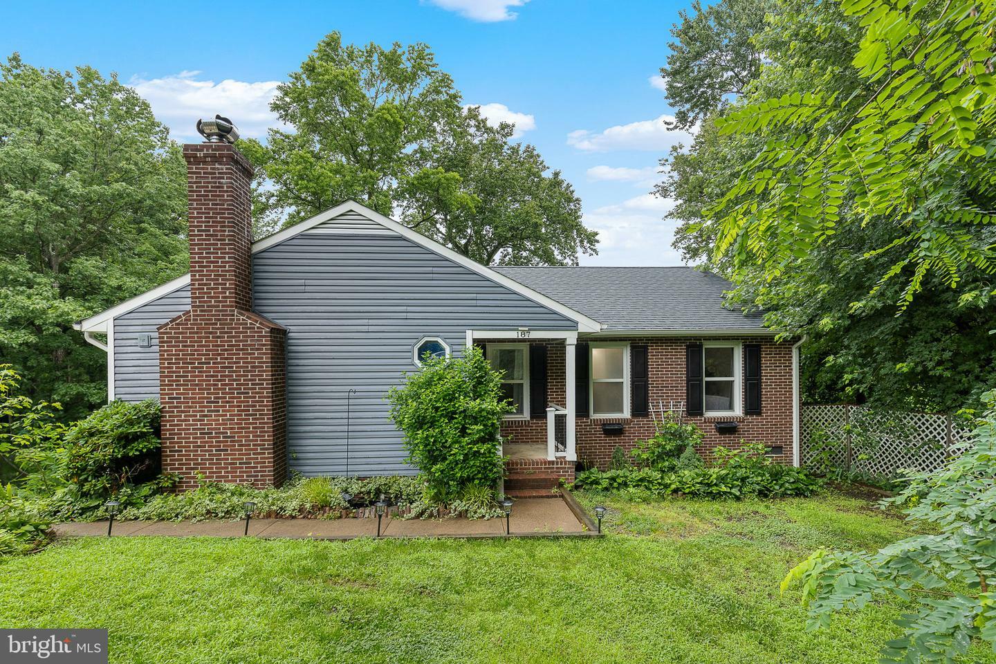 Property Photo: 187 Tanglewood Lane VA 22554