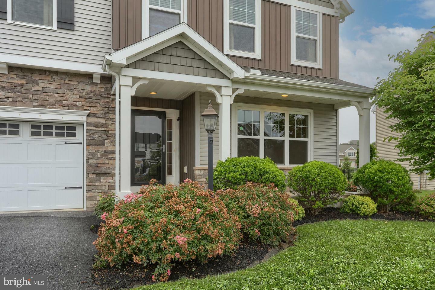 Property Photo:  971 Connell Street  PA 17055 