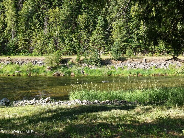 Property Photo:  10832 Old River Road  ID 83839 