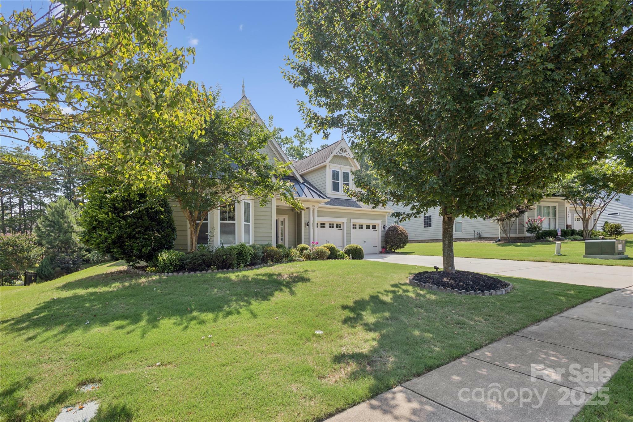Property Photo: 196 Hawks Creek Parkway SC 29708